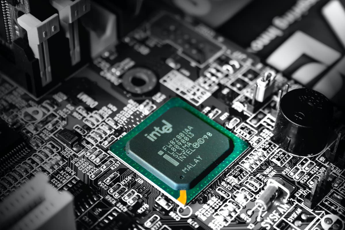 Cover image for Is Moore's Law Still Relevant?